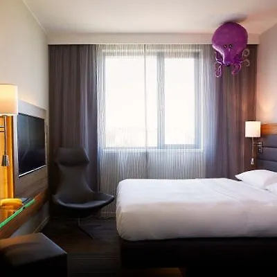 Hotel Moxy Aberdeen Airport Dyce