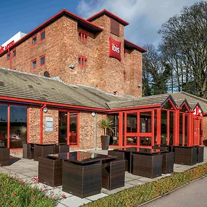 https://ibis-london-luton-airport.cambridgehotelsuk.com
