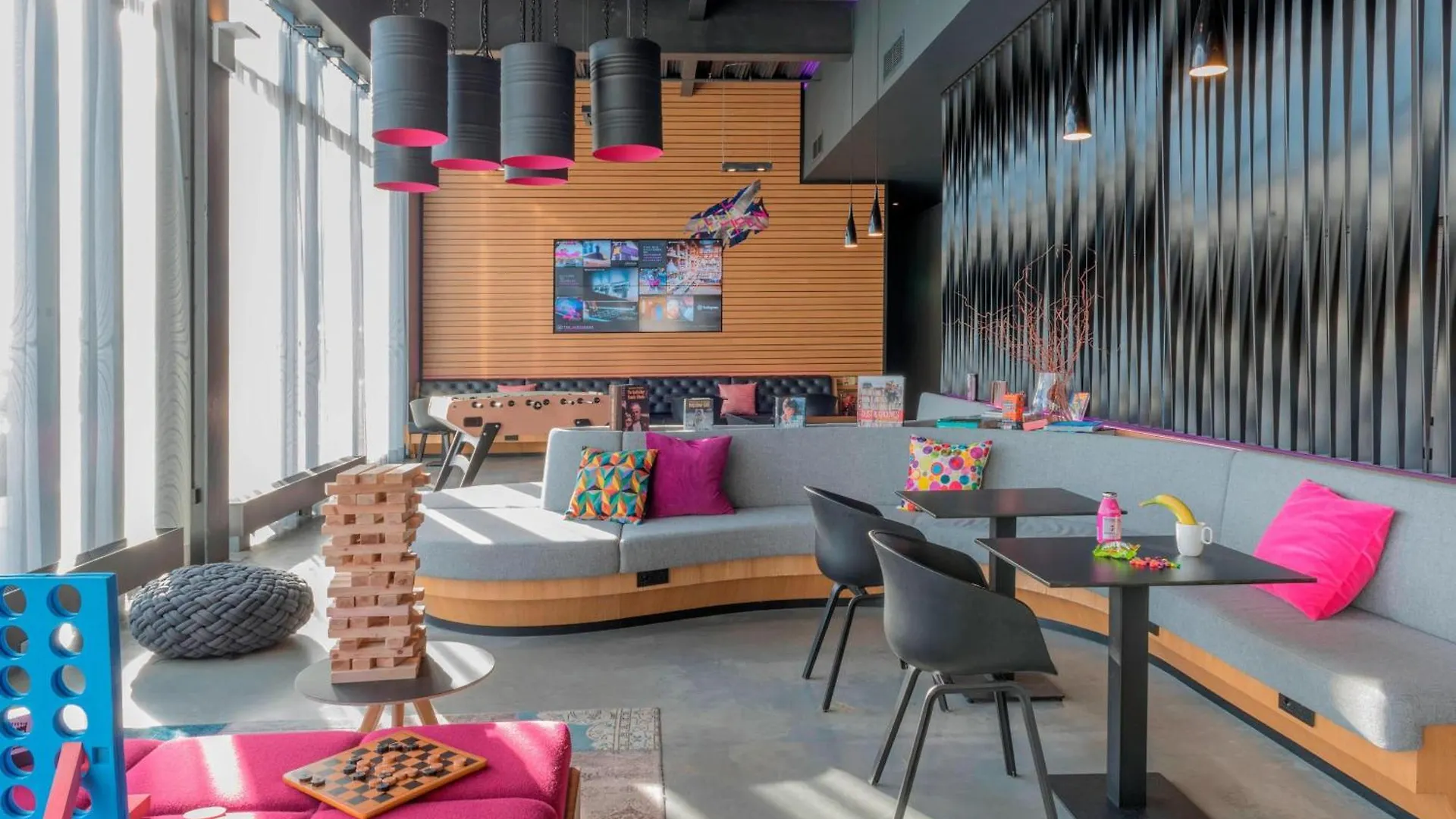 **** Hotel Moxy Aberdeen Airport Dyce United Kingdom